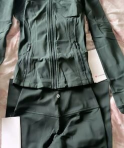 clothing lululemon athletica​