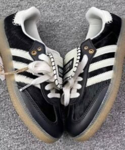 sneaker adidas sale​