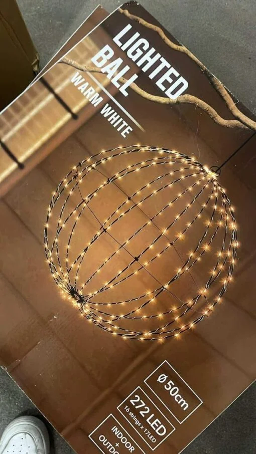 Surplus Christmas tree pallets for resellers