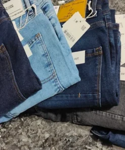 zara clothing jeans​
