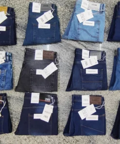 zara clothing jeans​