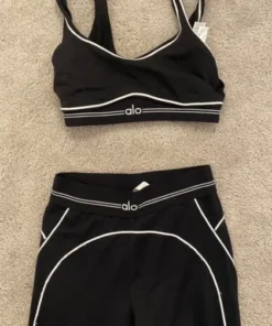 alo athletic wear​