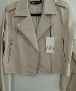 zara clothing coats​
