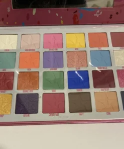 Palette de cosmétiques Jawbreaker