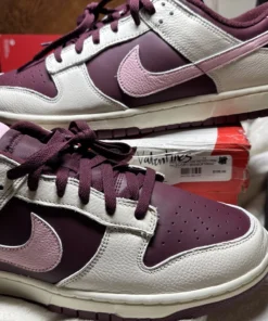 sneaker sale designer​