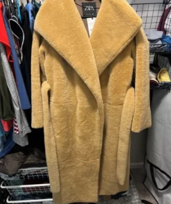 zara clothing coats​